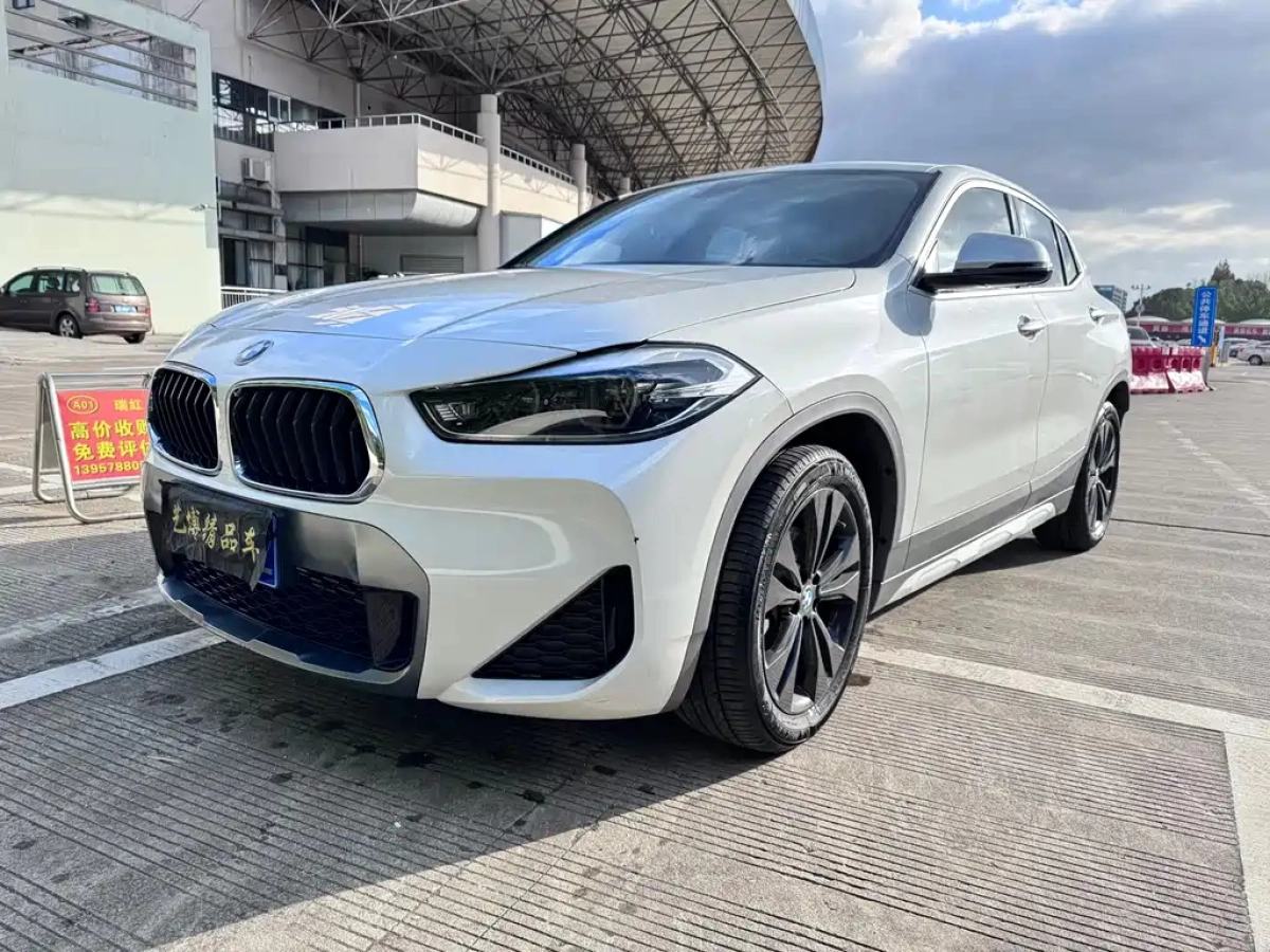 BMW X2