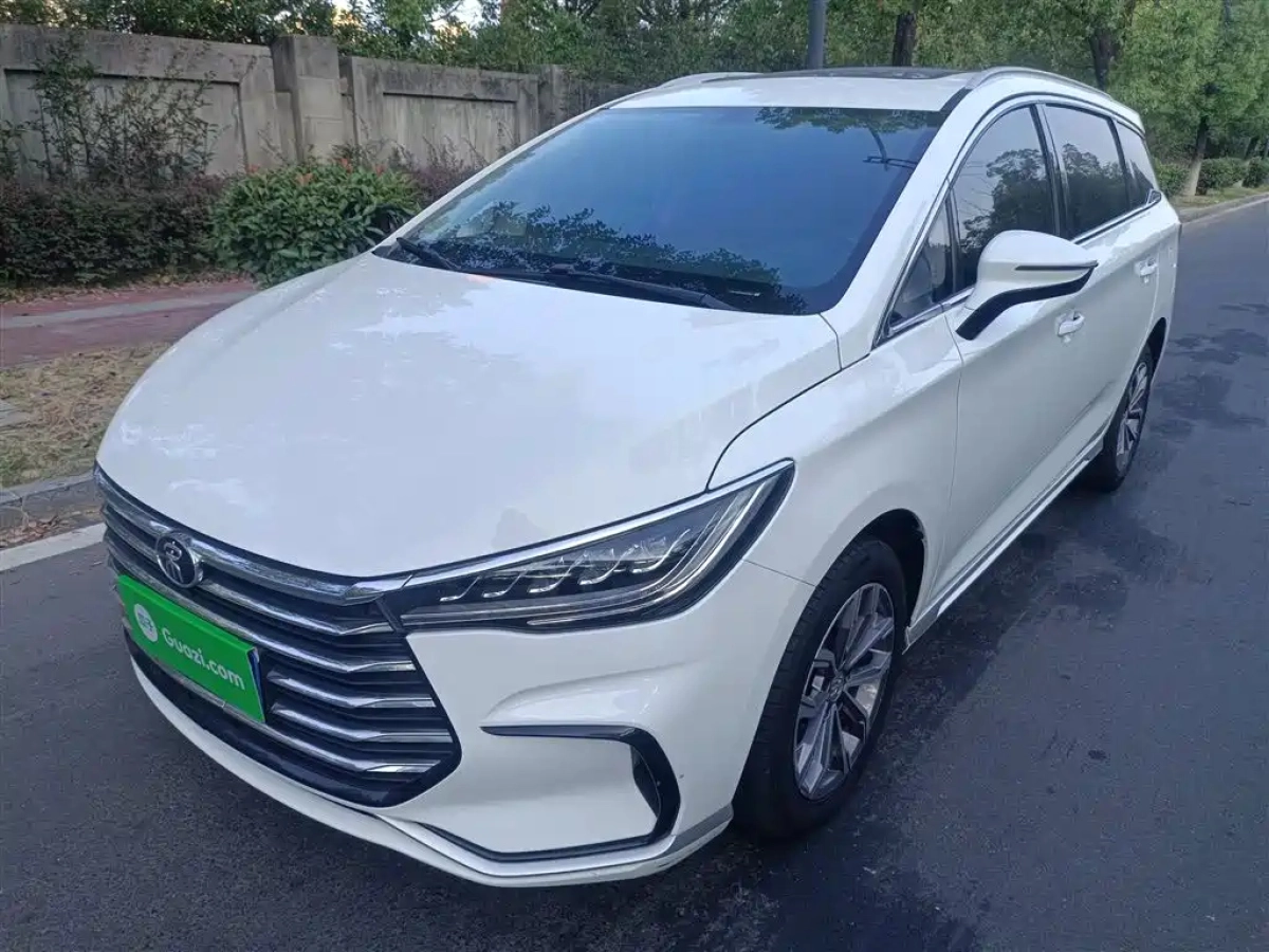 BYD SONG MAX