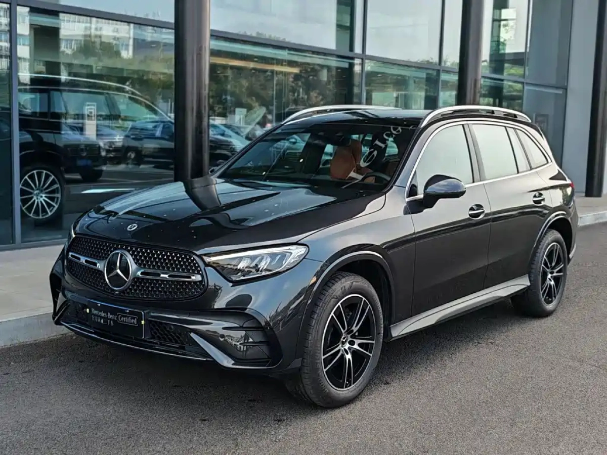 MERCEDES BENZ GLC