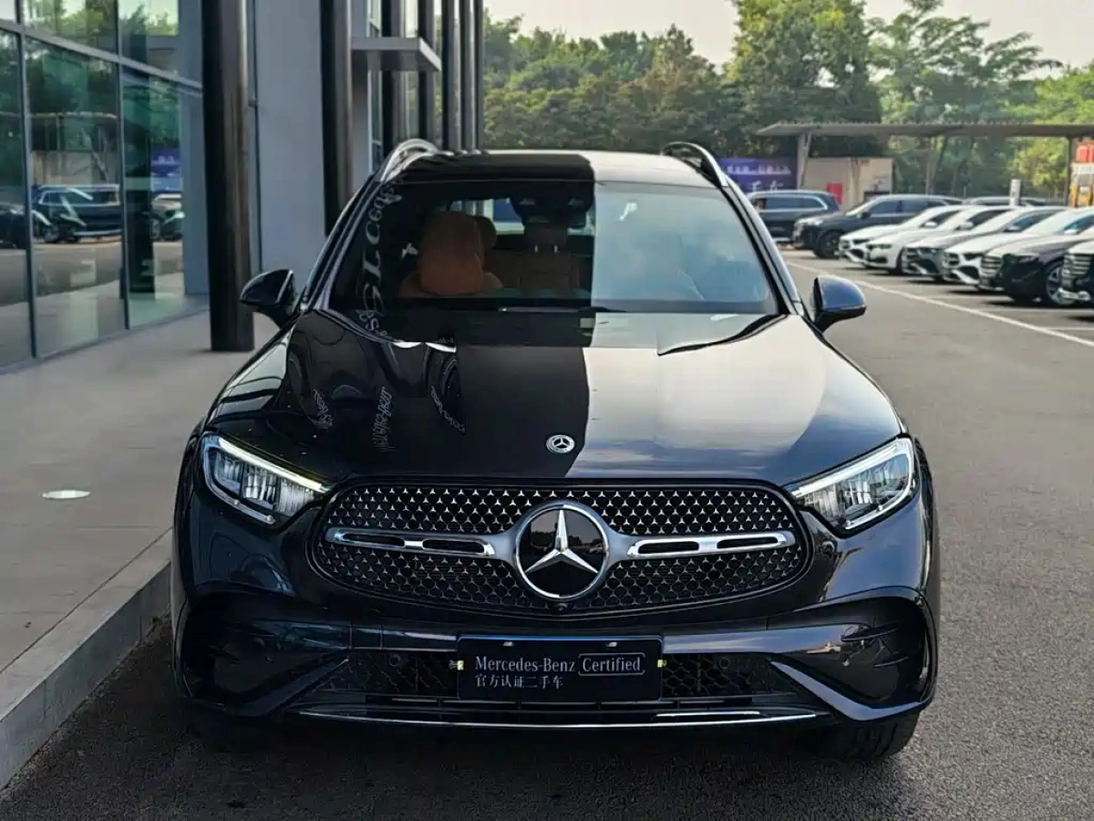 MERCEDES BENZ GLC
