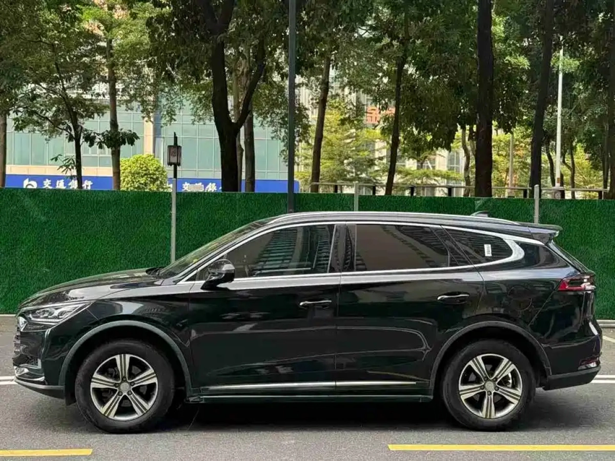 BYD TANG