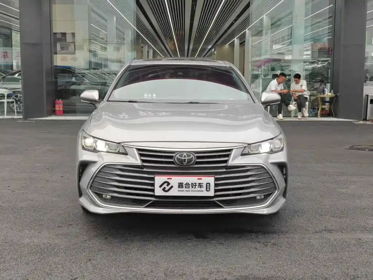 TOYOTA AVALON
