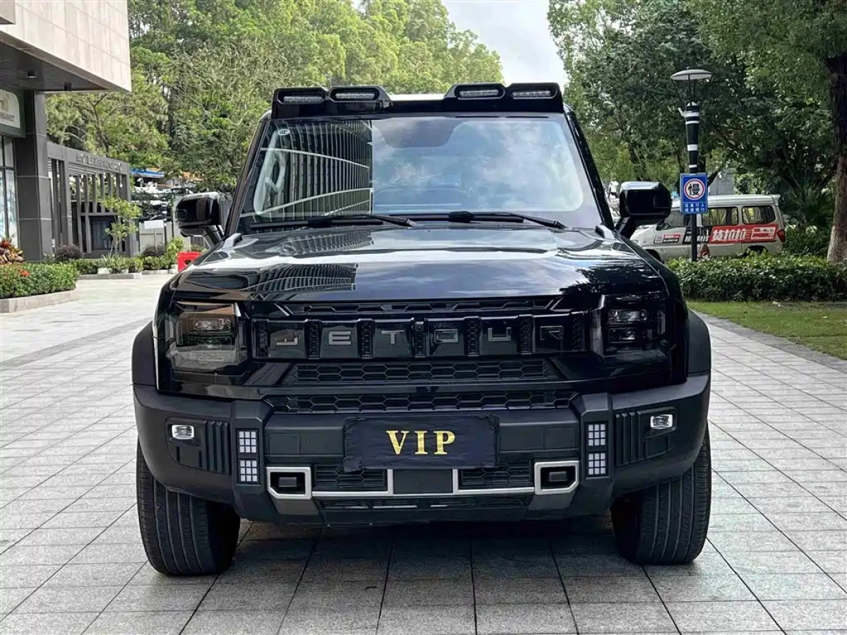 JETOUR TRAVELLER  T2