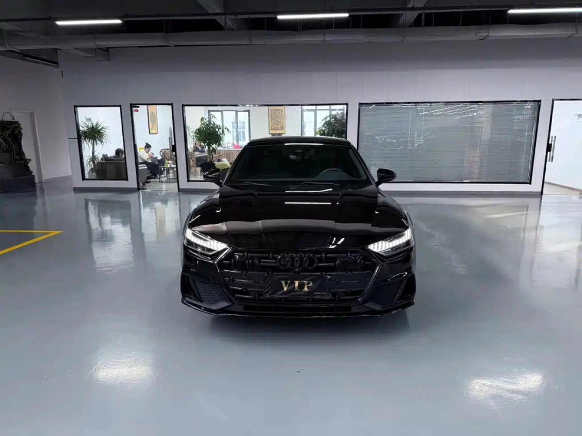 AUDI A7L