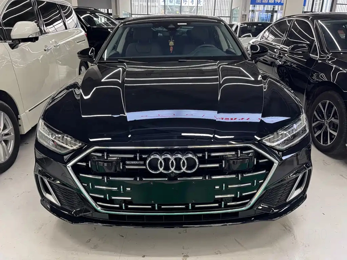 AUDI A7L