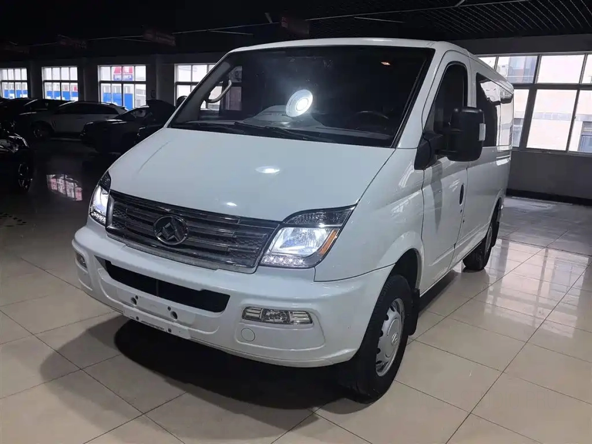 SAIC MAXUS V80 NEW JOURNEY  2022