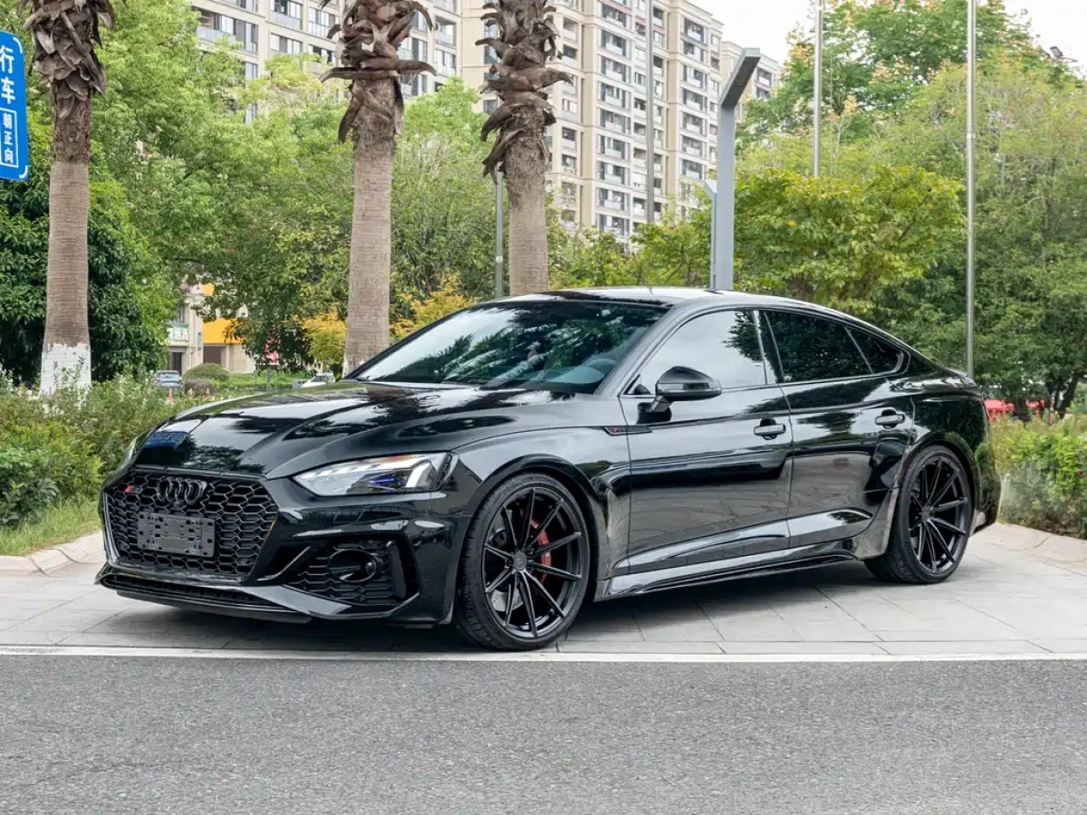 AUDI RS 5  2021