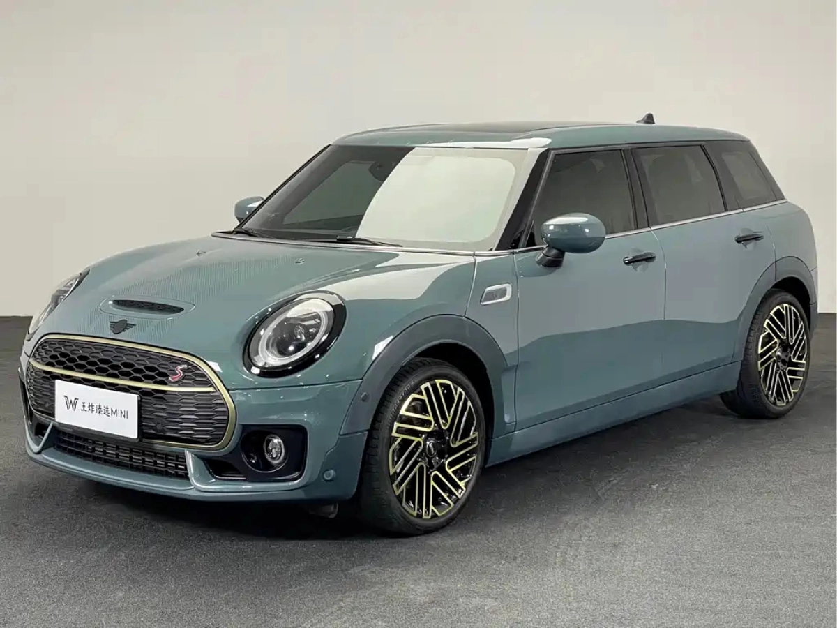 MINI CLUBMAN  2023