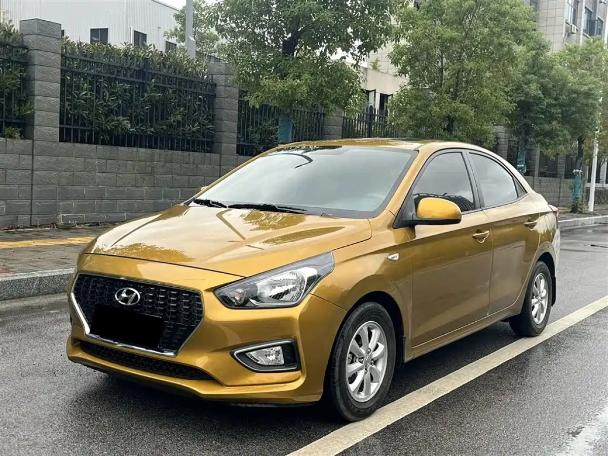HYUNDAI SOLARIS  2019