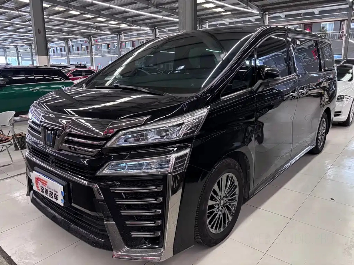 TOYOTA VELLFIRE