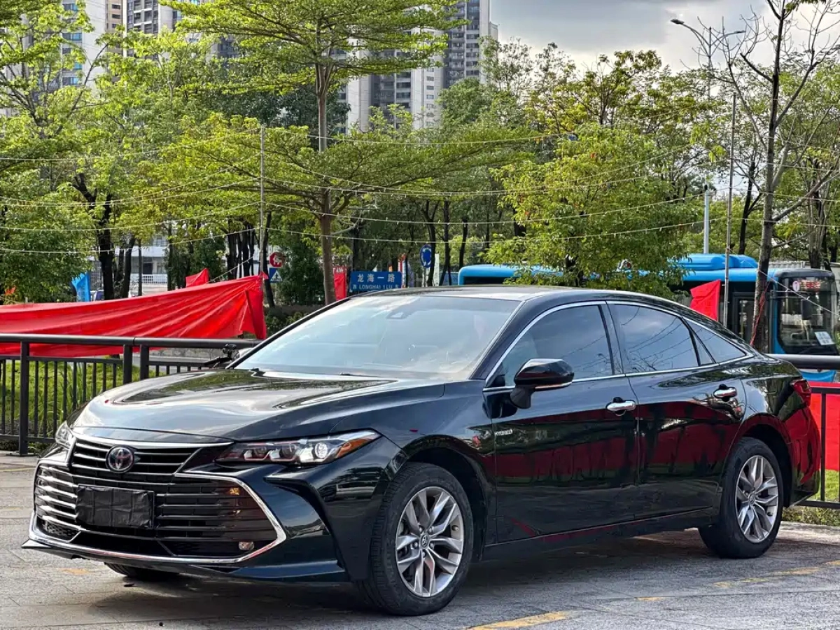 TOYOTA AVALON  2019