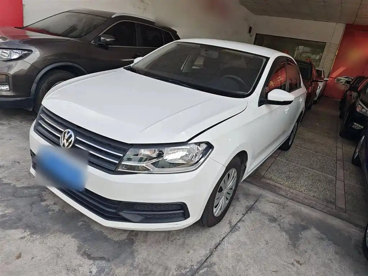 VOLKSWAGEN SANTANA  2021