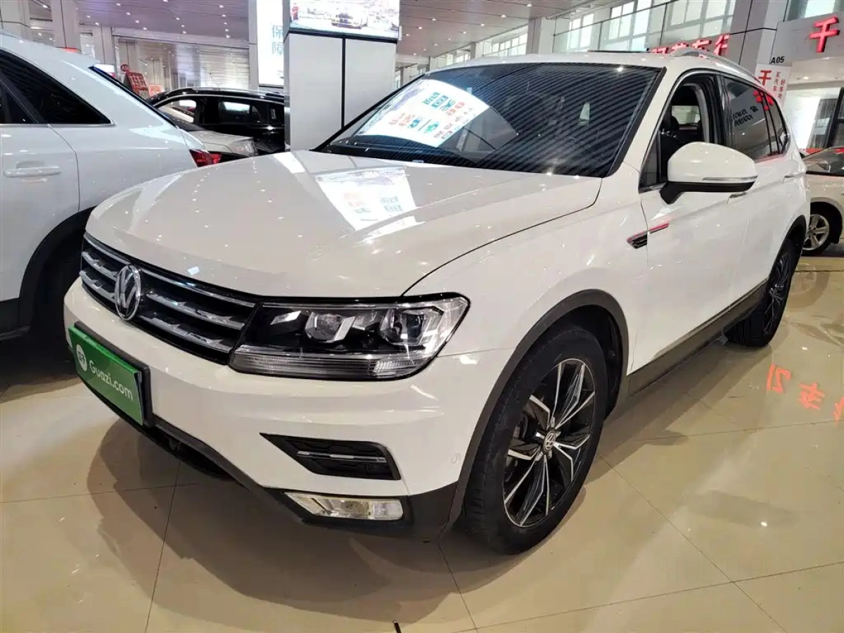 VOLKSWAGEN TIGUAN L