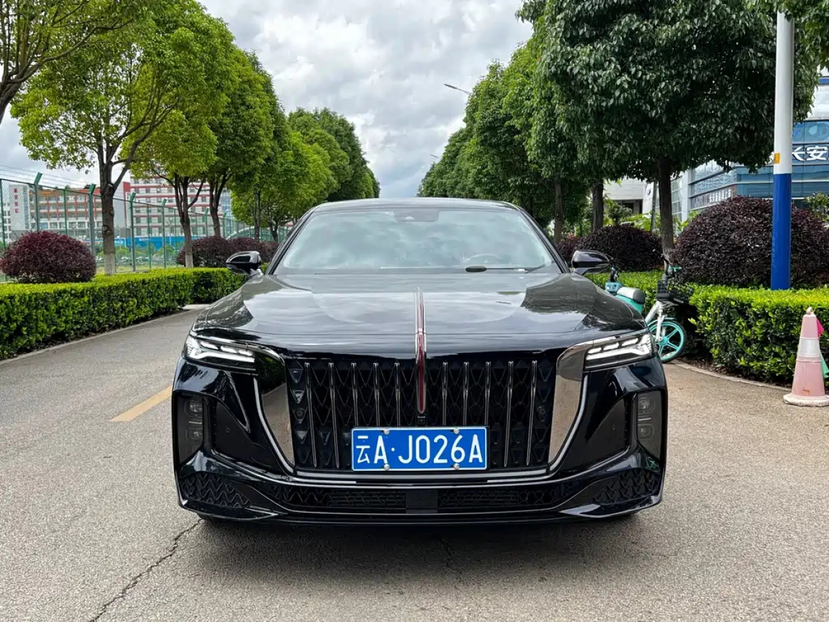 HONGQI H9
