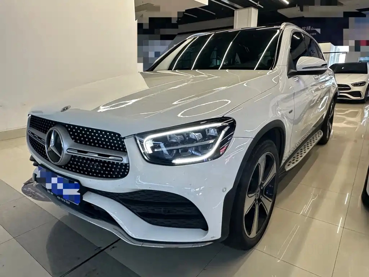 MERCEDES BENZ GLC