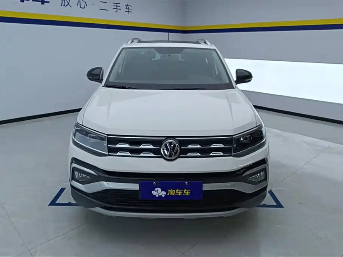 VOLKSWAGEN T-CROSS
