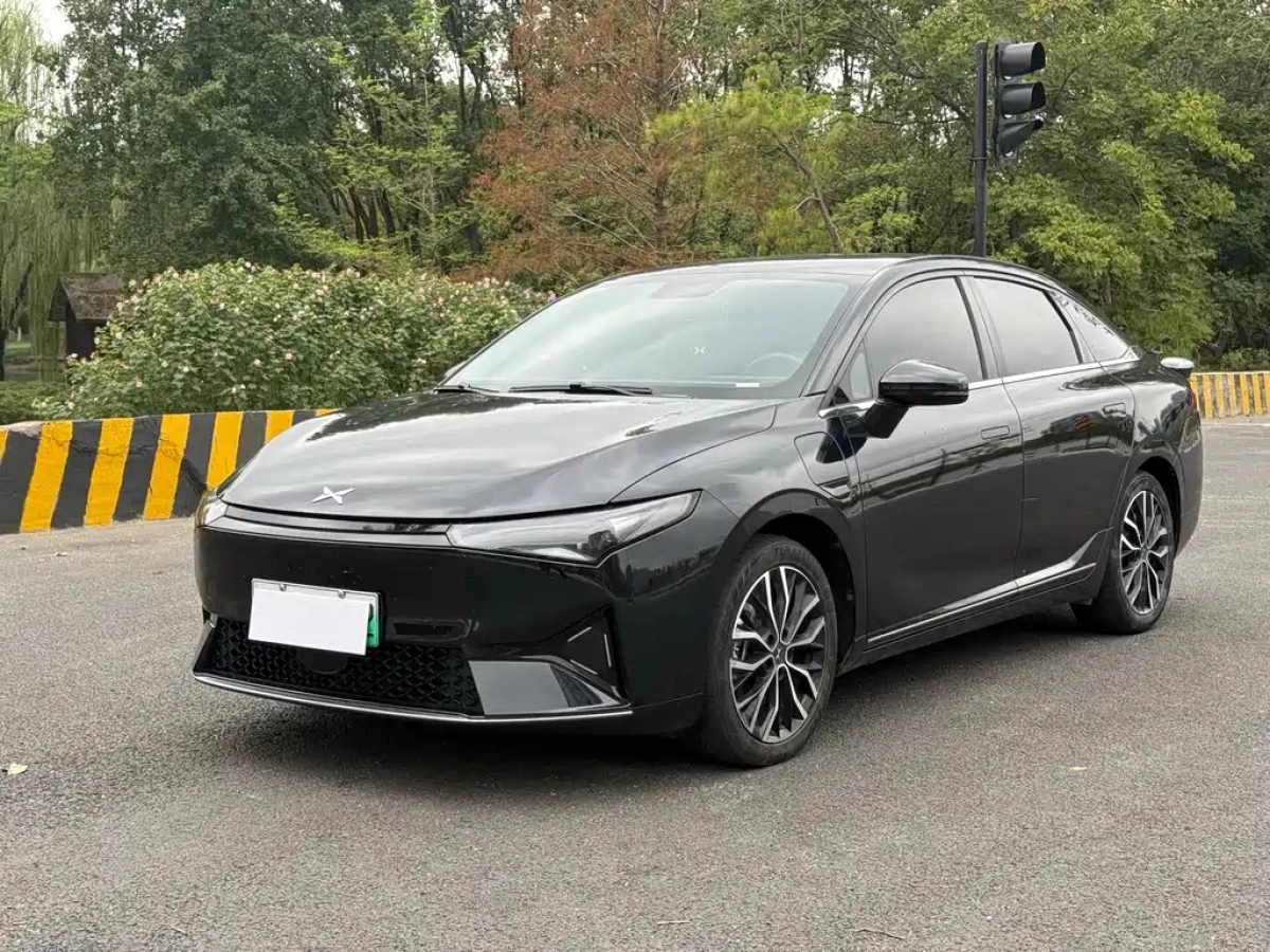 XPENG MOTORS P5