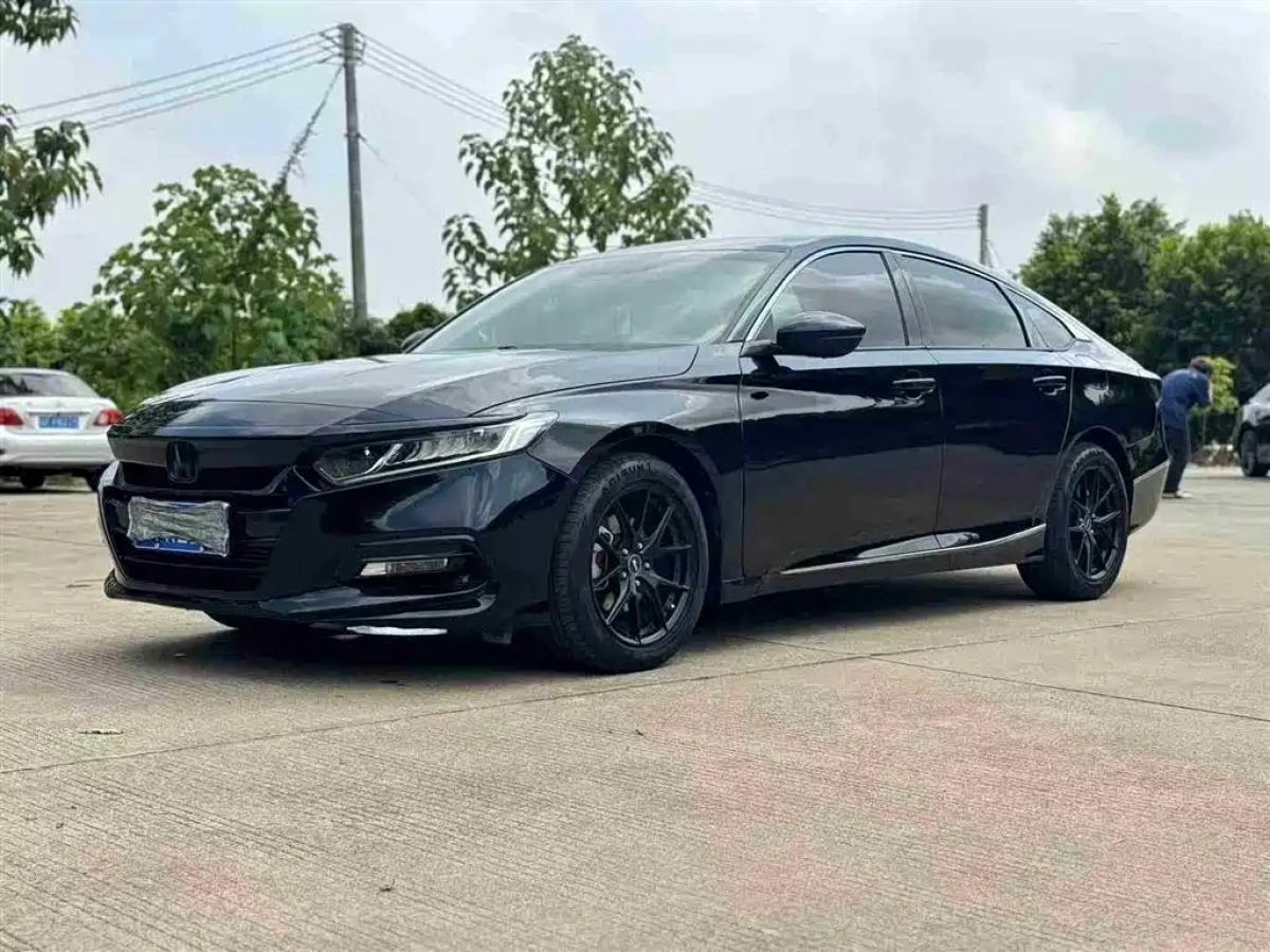HONDA ACCORD  2019