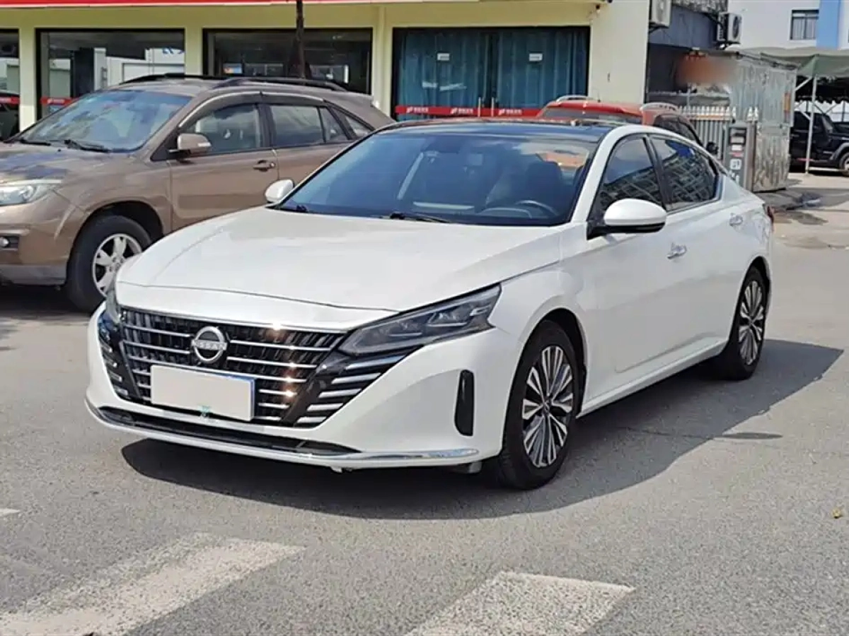 NISSAN TEANA