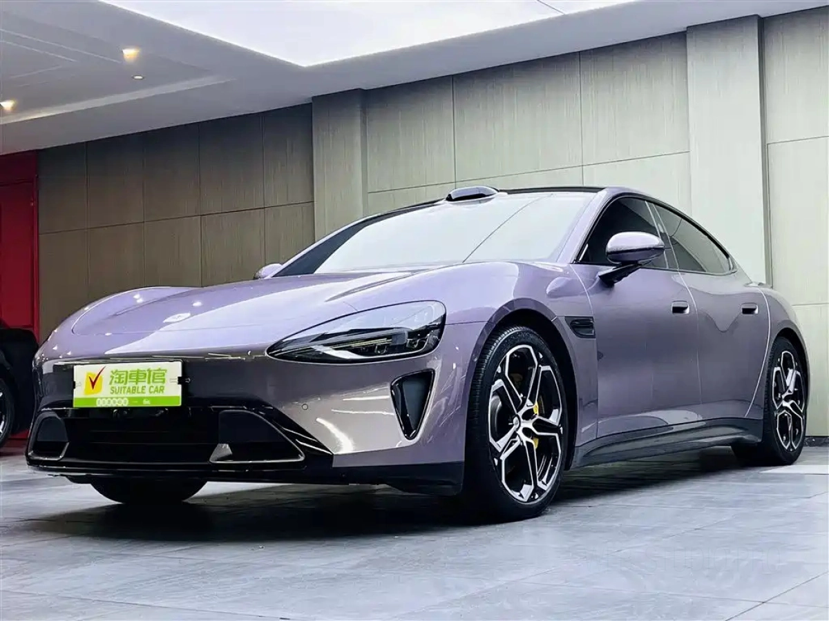 XIAOMI AUTO SU7  2024