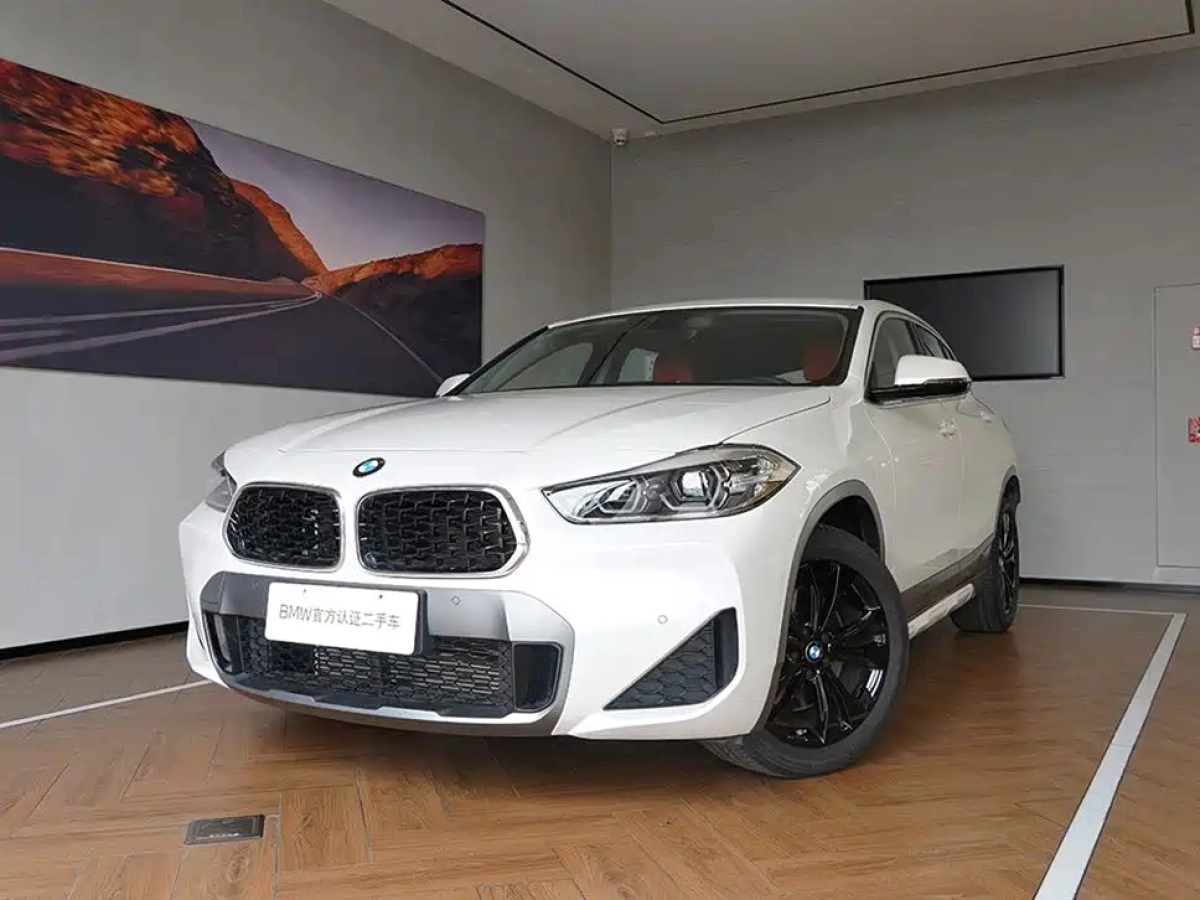 BMW X2