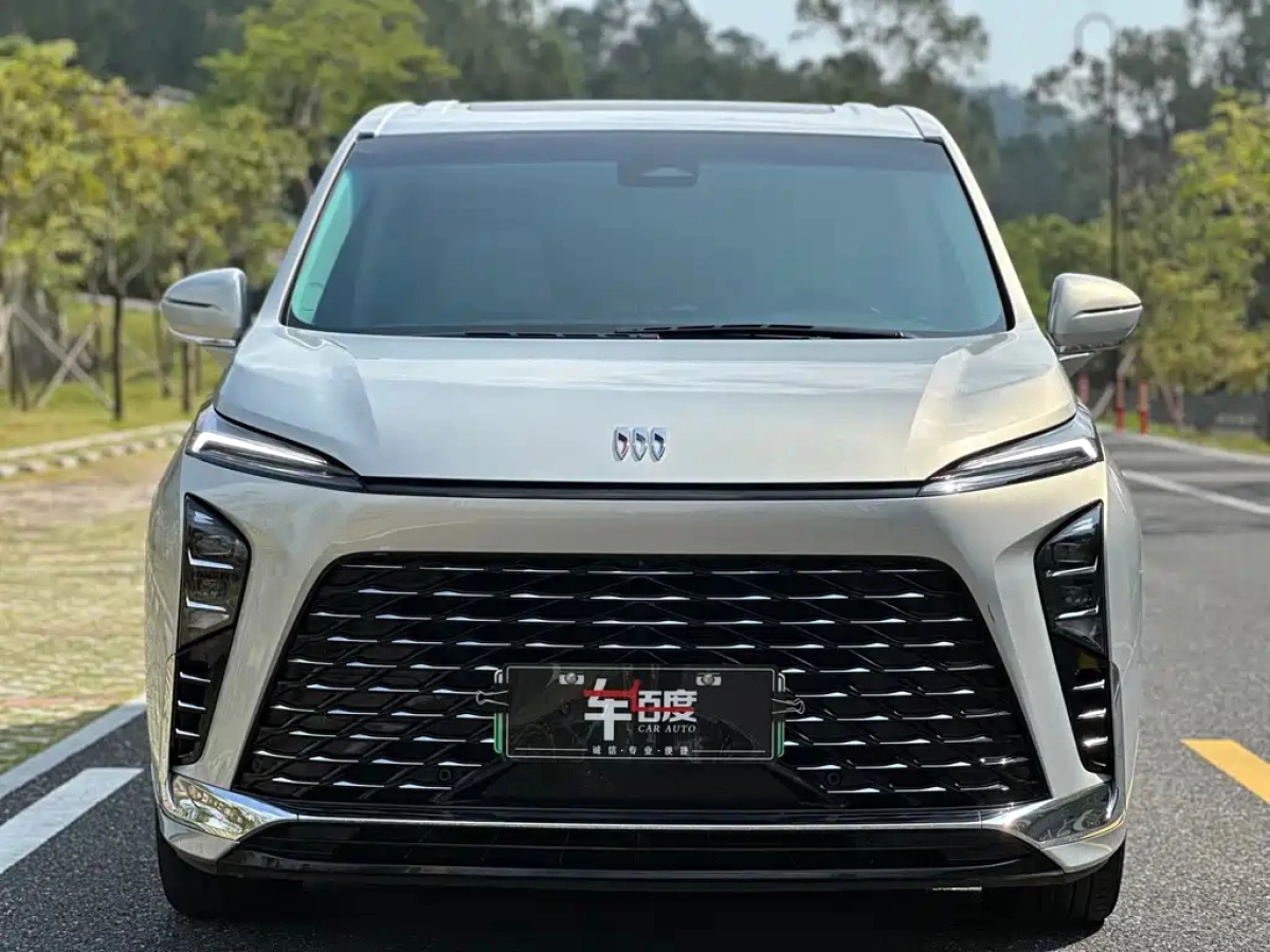 BUICK GL8 NEW ENERGY