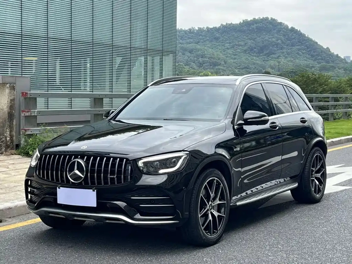 MERCEDES BENZ GLC AMG  2021