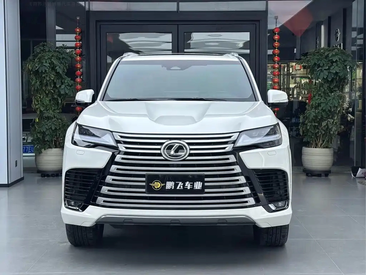 LEXUS LX