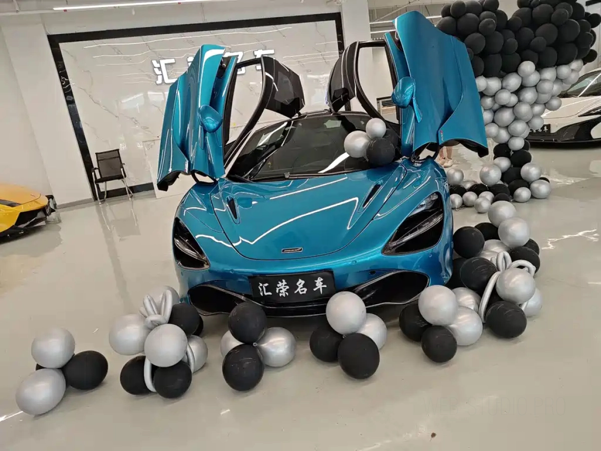 MCLAREN 720S