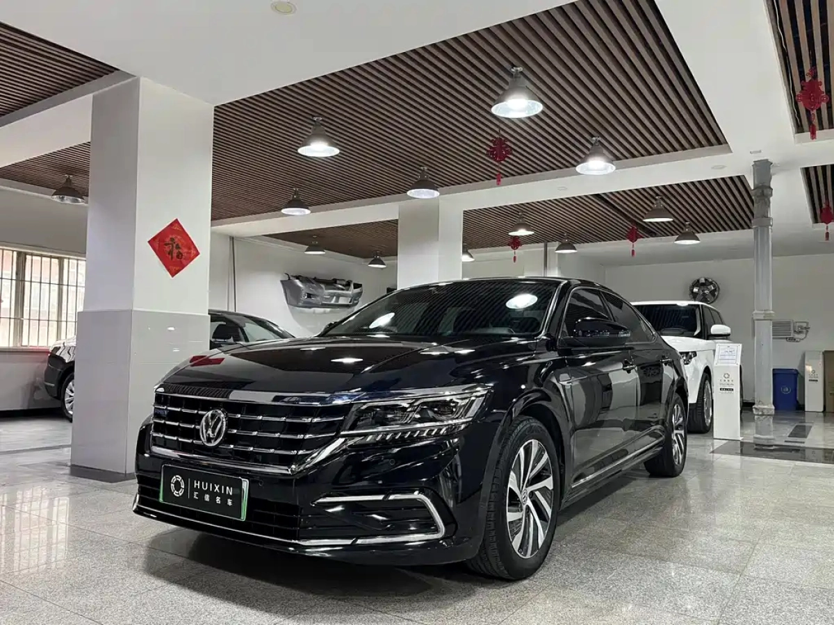 VOLKSWAGEN PASSAT NEW ENERGY  2020
