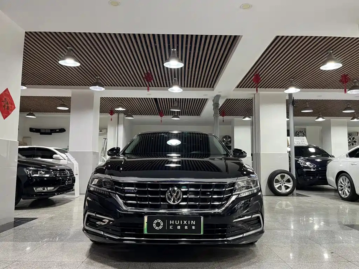 VOLKSWAGEN PASSAT NEW ENERGY