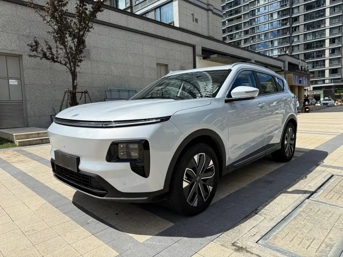 JETOUR SHANHAI L7  2024