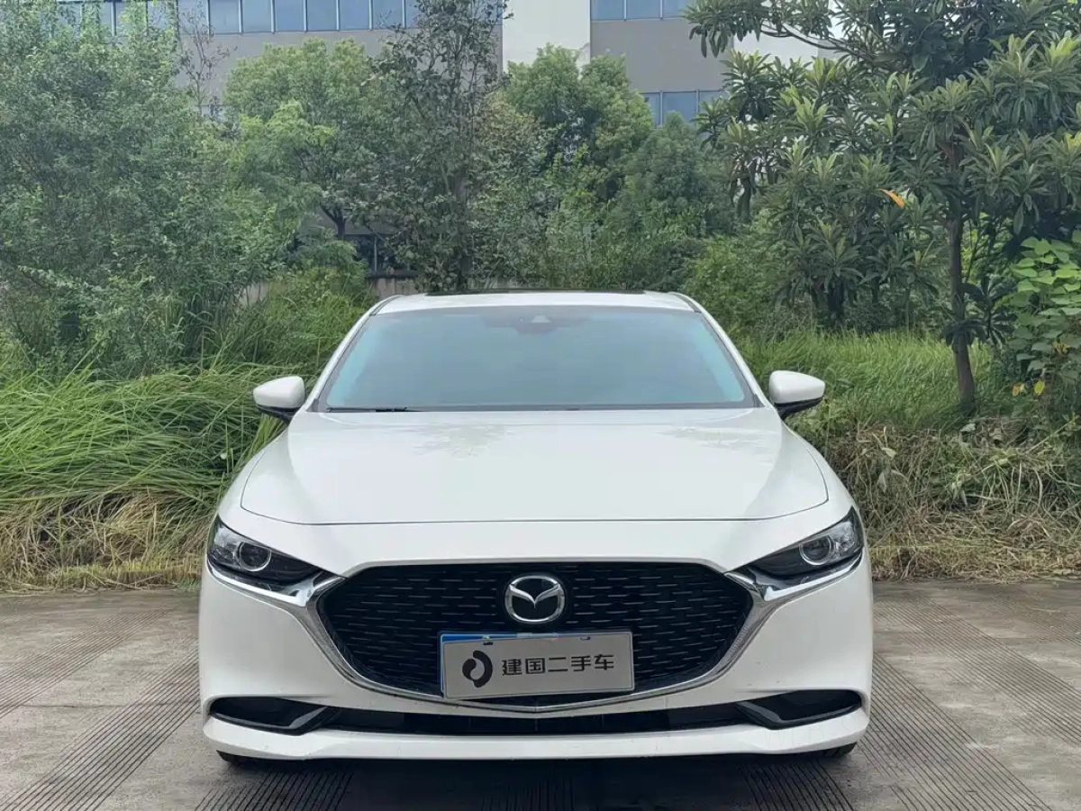 MAZDA 3 AXELA