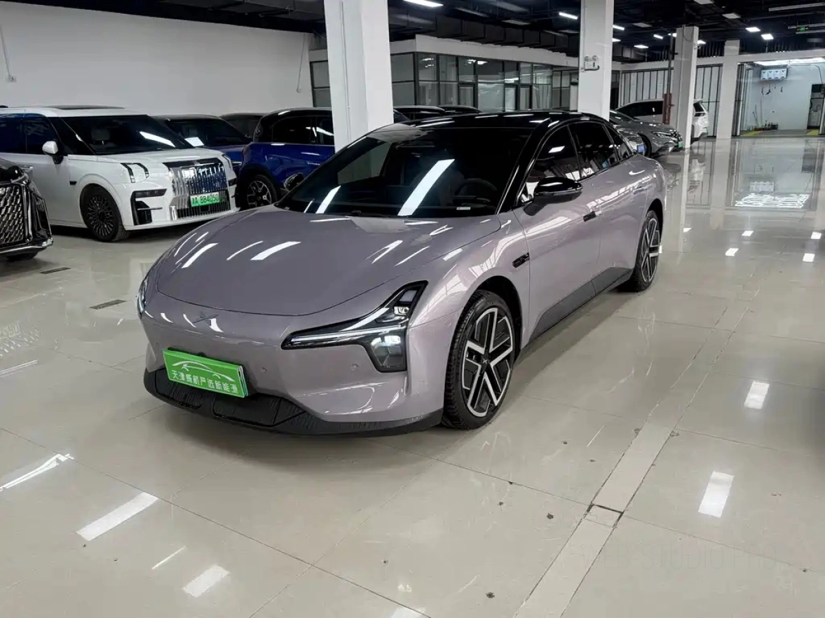 XPENG MOTORS MONA M03