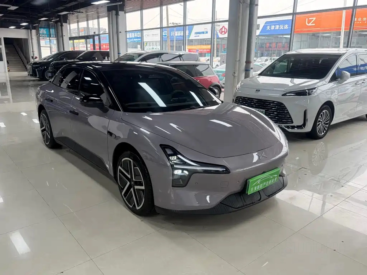 XPENG MOTORS MONA M03