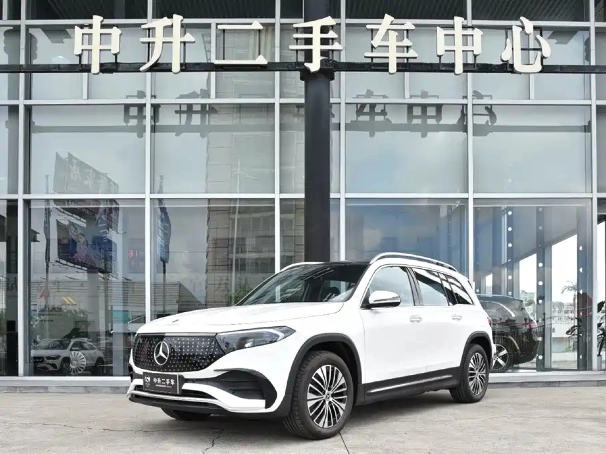MERCEDES BENZ EQB  2025