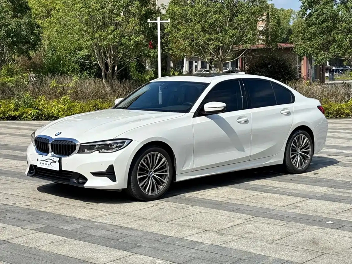 BMW 3-SERIES