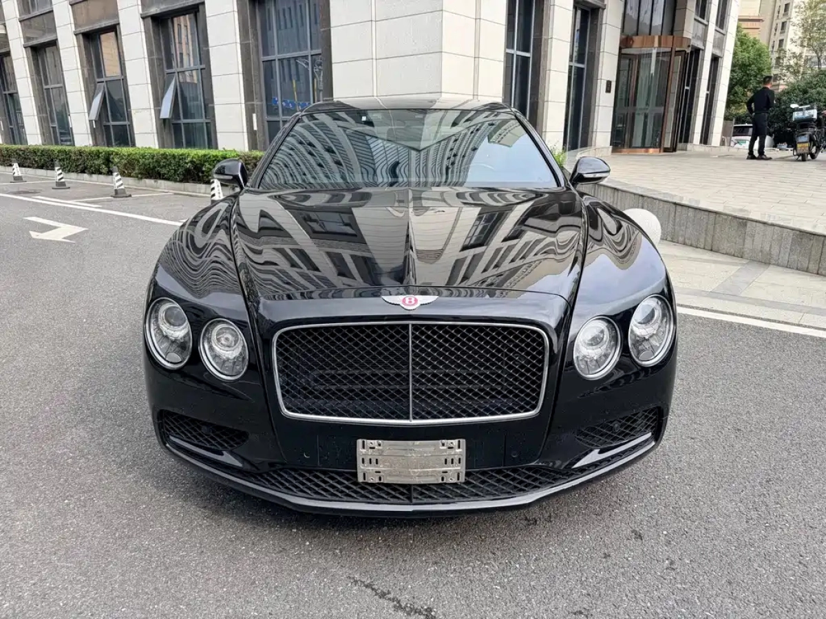 BENTLEY FLYING SPUR