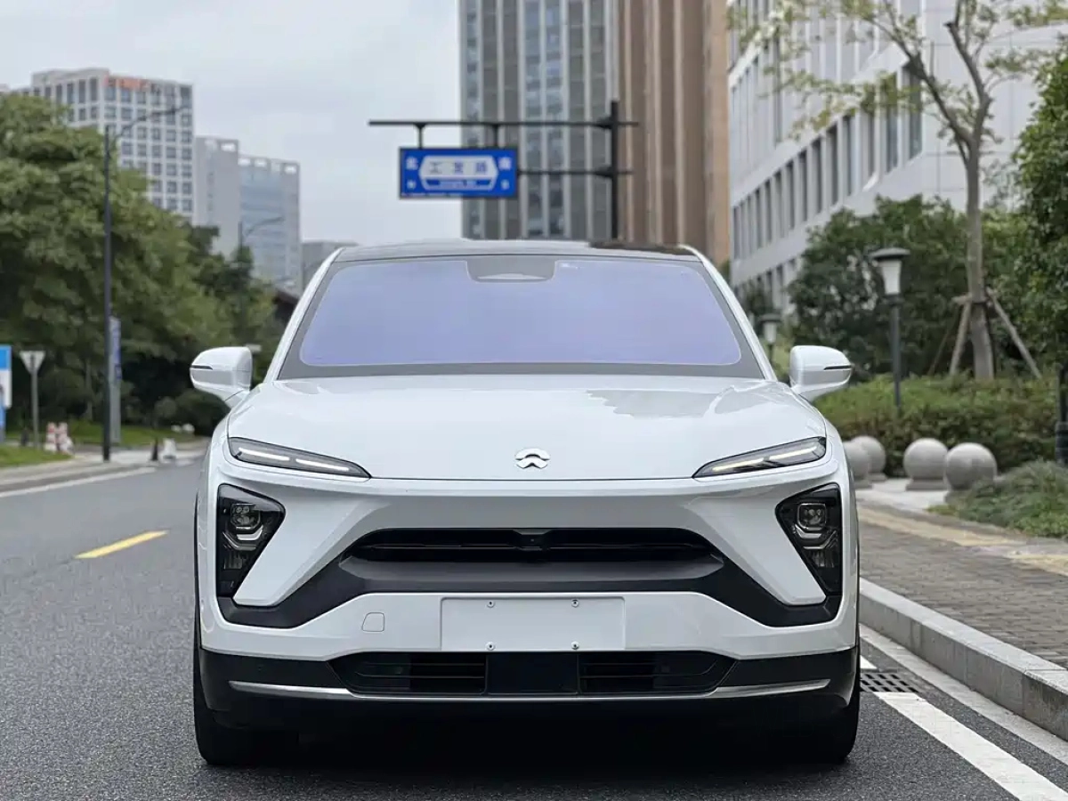 NIO EC6