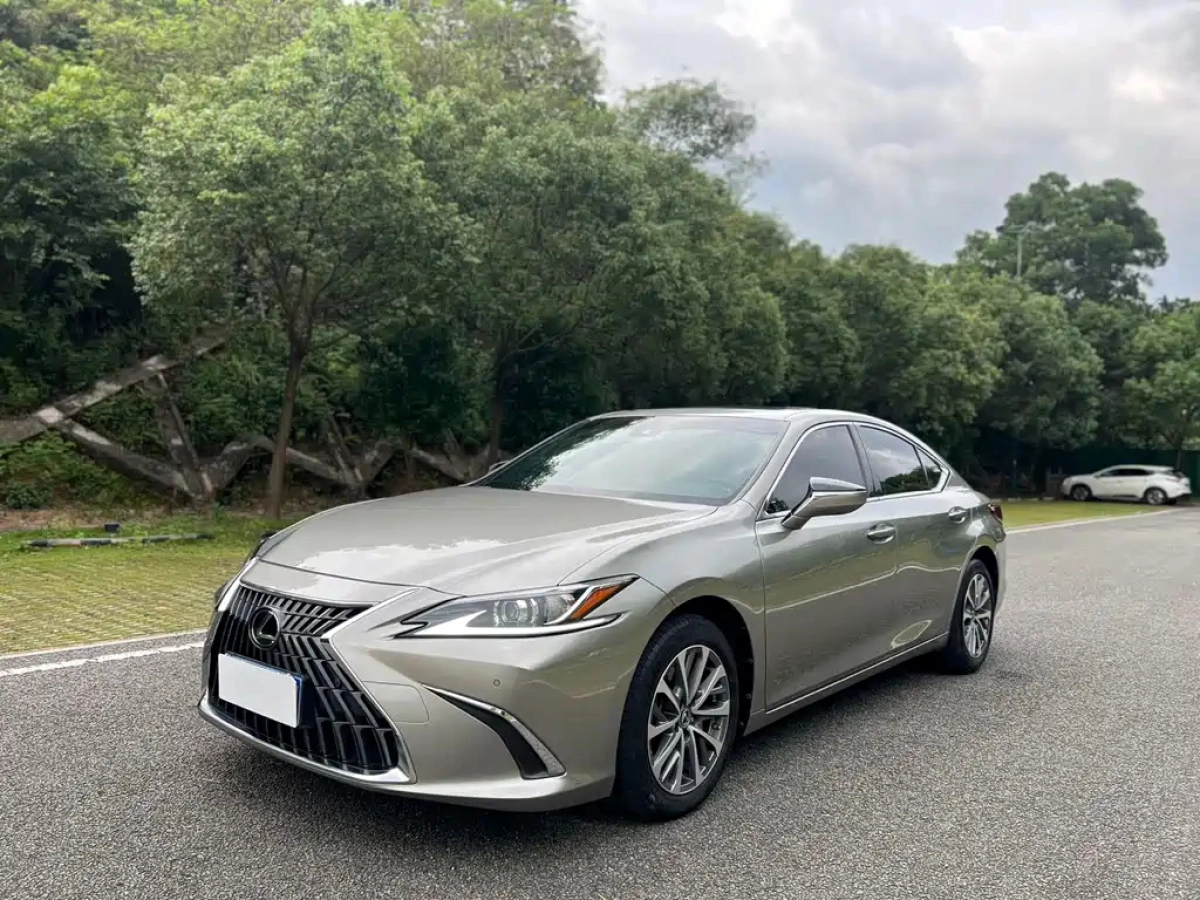 LEXUS ES  2023