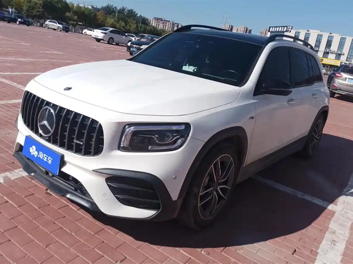 MERCEDES BENZ GLB AMG  2022
