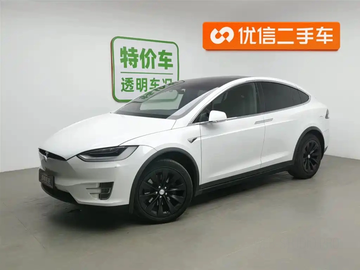 TESLA MODEL X