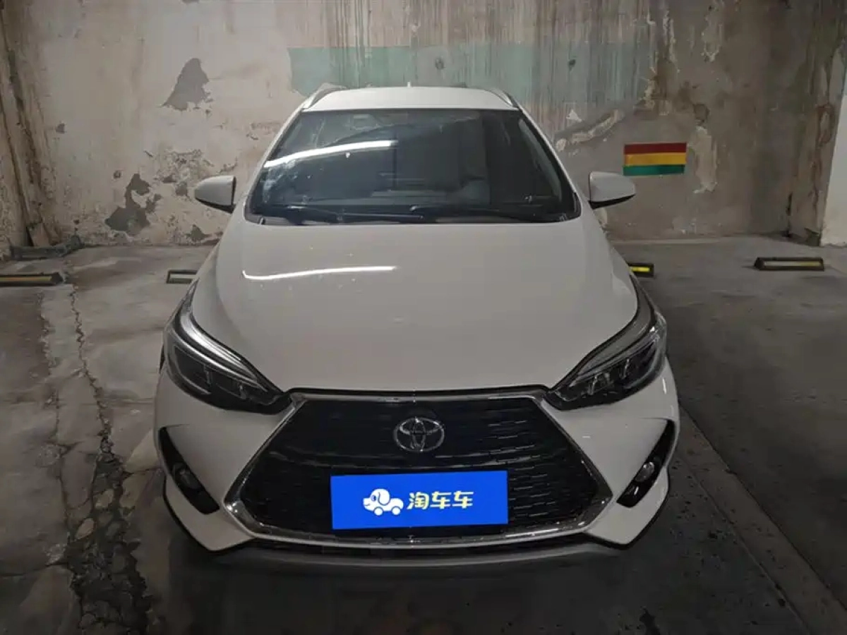 TOYOTA YARIS L DAZZLING