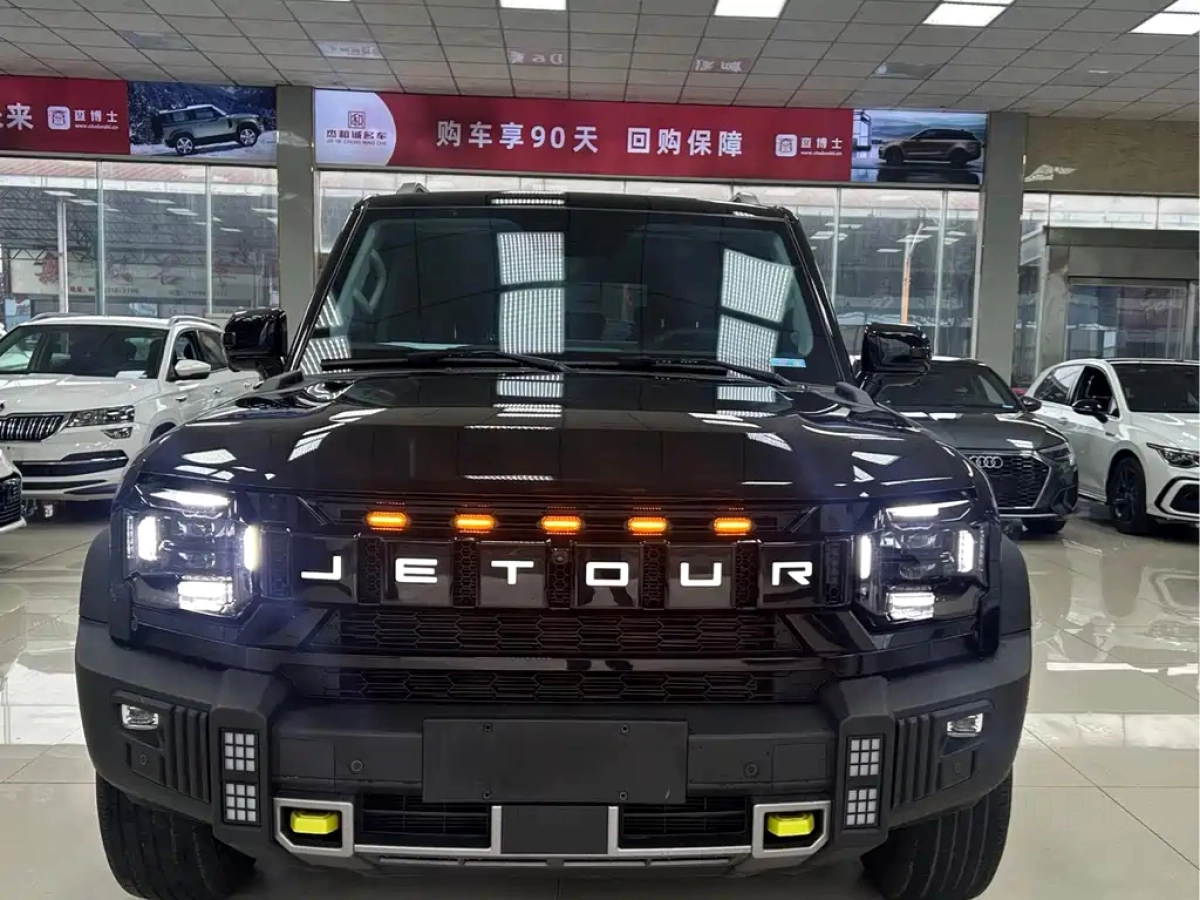 JETOUR TRAVELLER  T2