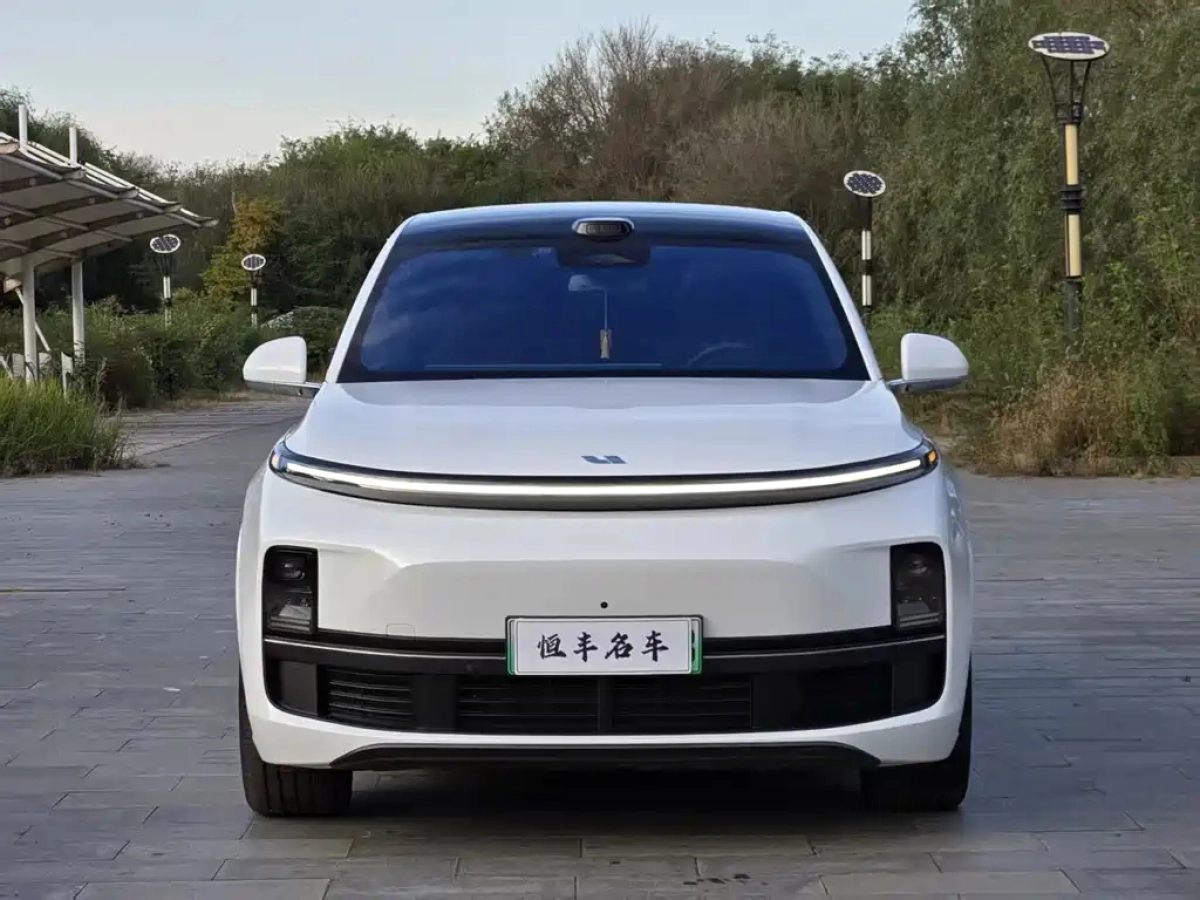 LI AUTO L8