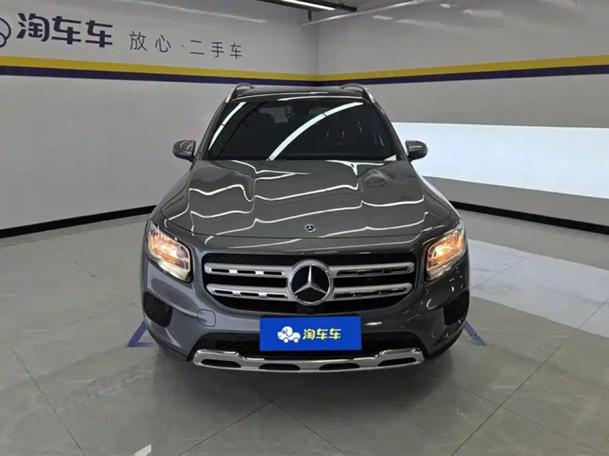 MERCEDES BENZ GLB