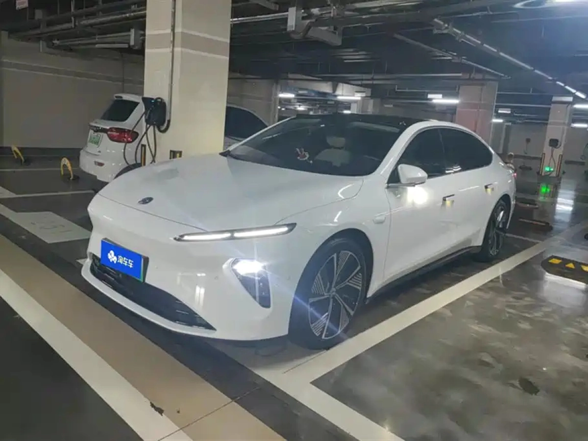 NIO ET7