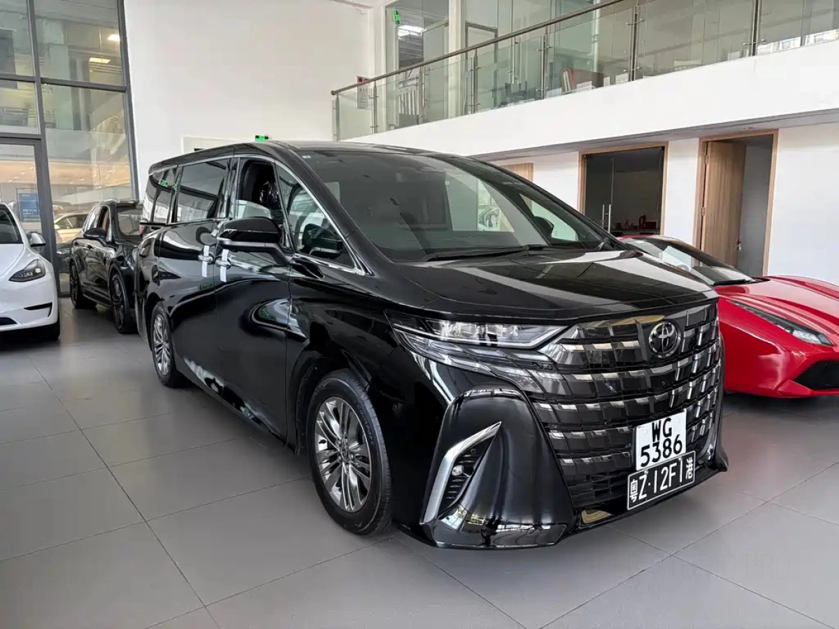 TOYOTA ALPHARD