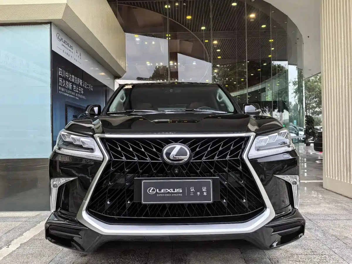 LEXUS LX