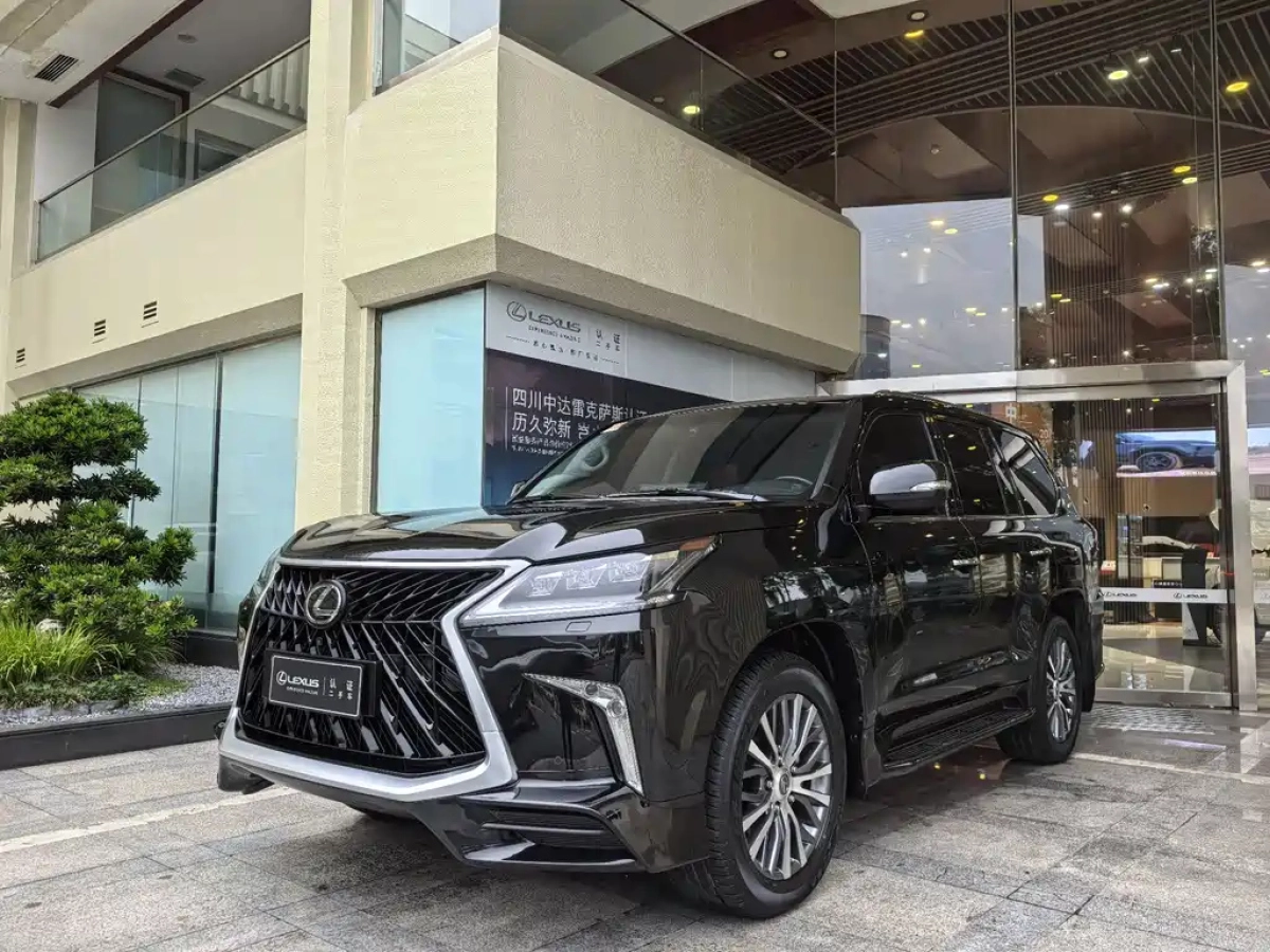 LEXUS LX